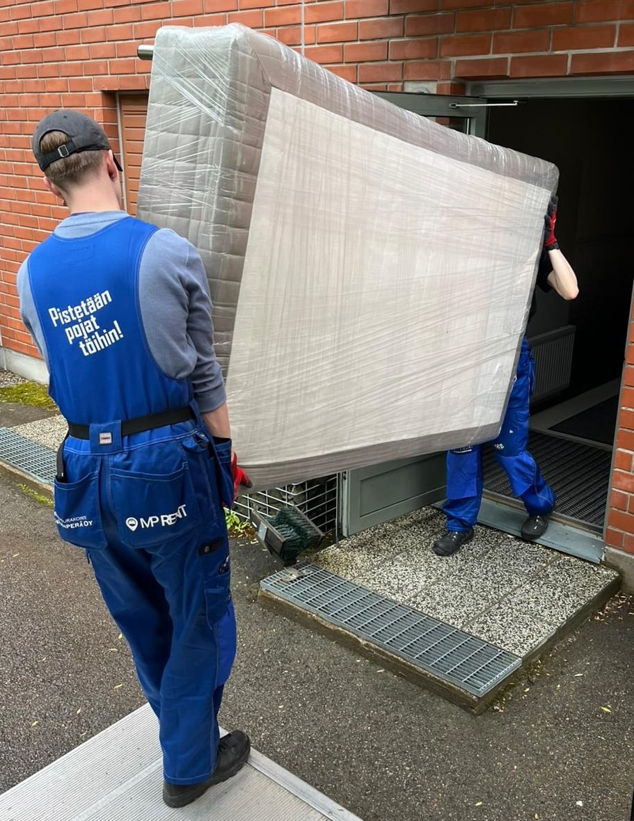 Muutto Tampere - Sohvapojat